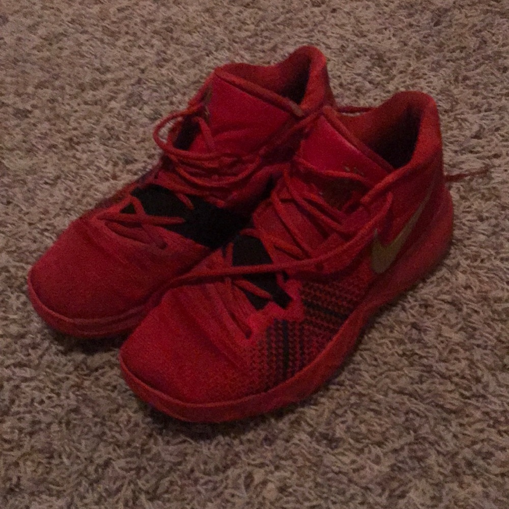 Nike Kyrie Flytrap